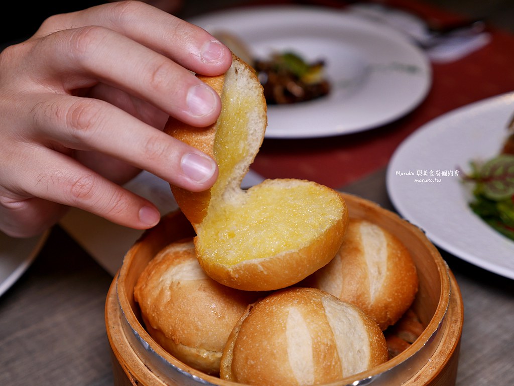 【台北】羽樂歐陸創意料理|當月壽星送生日蛋糕,台北小巨蛋站聚餐約會餐廳 @Maruko(丸子)與美食有個約會