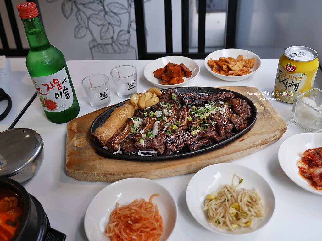 【台北】台韓民國食堂|韓式布帳馬車料理,小菜吃到飽219元起,國父紀念館站韓式餐廳 @Maruko(丸子)與美食有個約會