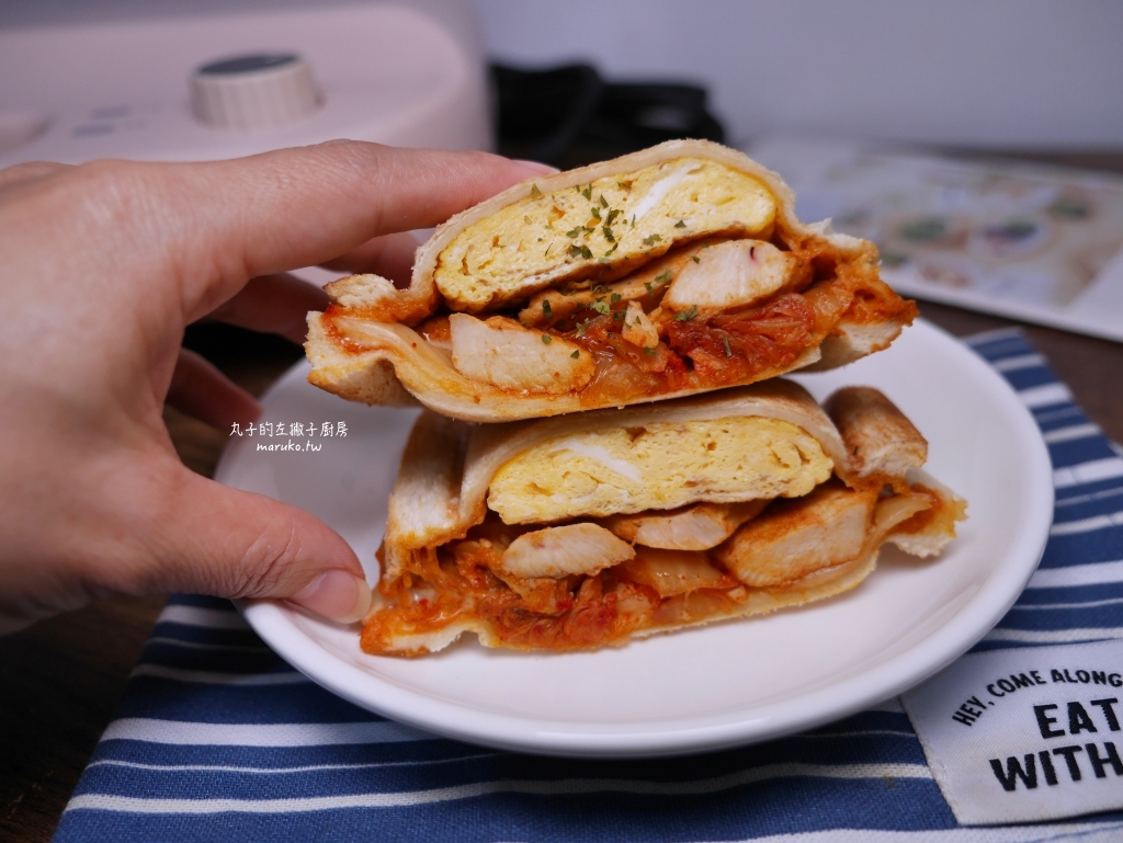 【Vitantonio 鬆餅機食譜】3種早餐熱壓三明治 把甜、鹹餡料包起來吃，方型熱壓吐司烤盤運用做法 @Maruko(丸子)與美食有個約會