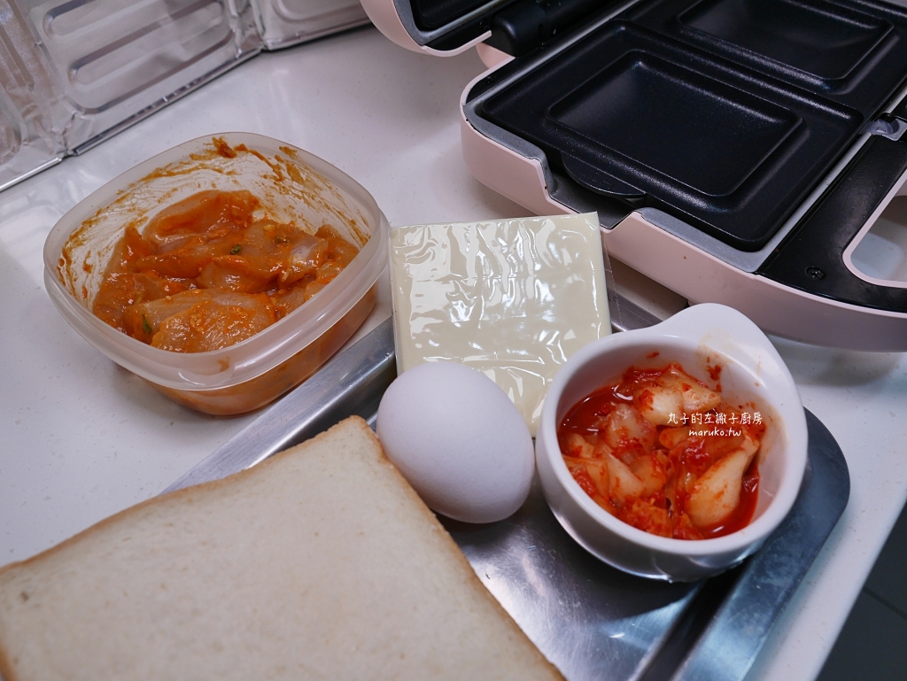【Vitantonio 鬆餅機食譜】3種早餐熱壓三明治 把甜、鹹餡料包起來吃，方型熱壓吐司烤盤運用做法 @Maruko(丸子)與美食有個約會