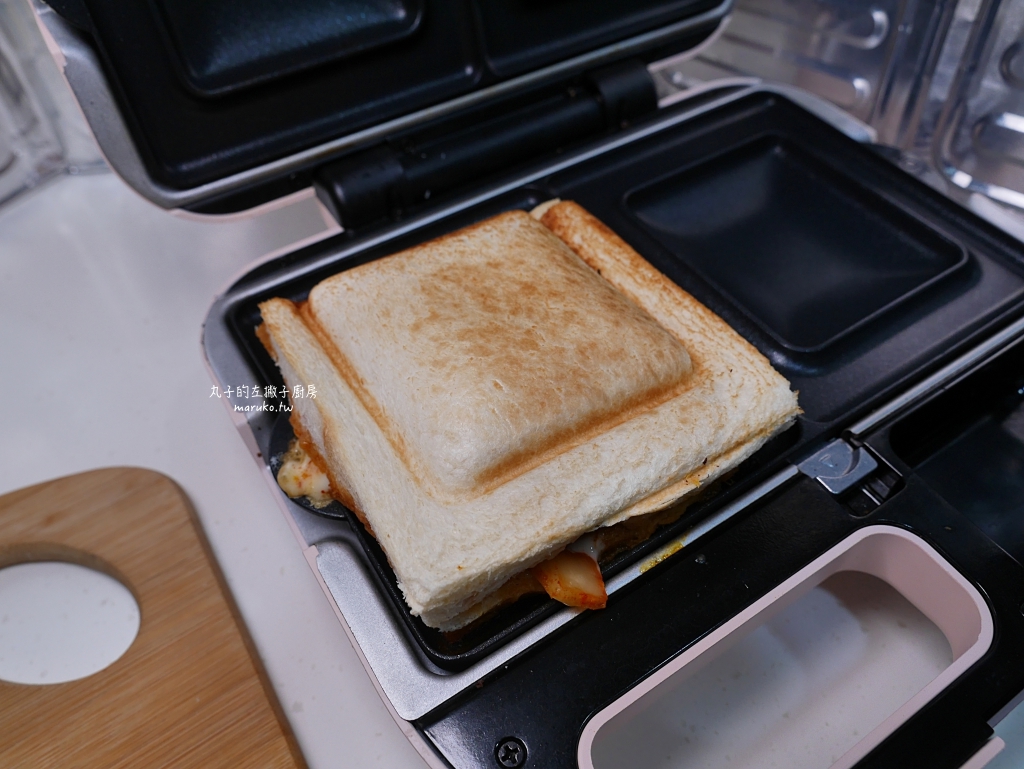 【Vitantonio 鬆餅機食譜】3種早餐熱壓三明治 把甜、鹹餡料包起來吃，方型熱壓吐司烤盤運用做法 @Maruko(丸子)與美食有個約會