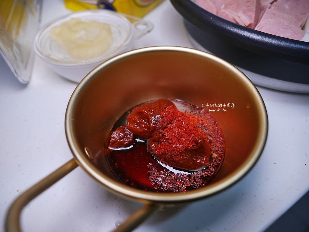 【食譜】韓式部隊火鍋 暖呼呼的韓式火鍋 韓國辣湯鍋做法 @Maruko(丸子)與美食有個約會