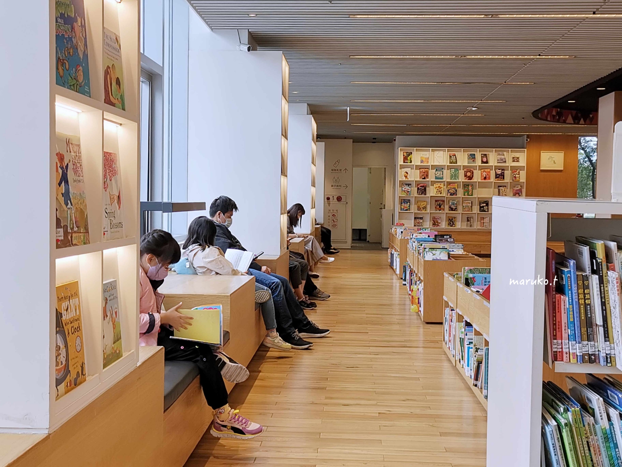 屏東縣立圖書館總館 南國首座森林圖書館，還書得來速快速又方便！ @Maruko(丸子)與美食有個約會