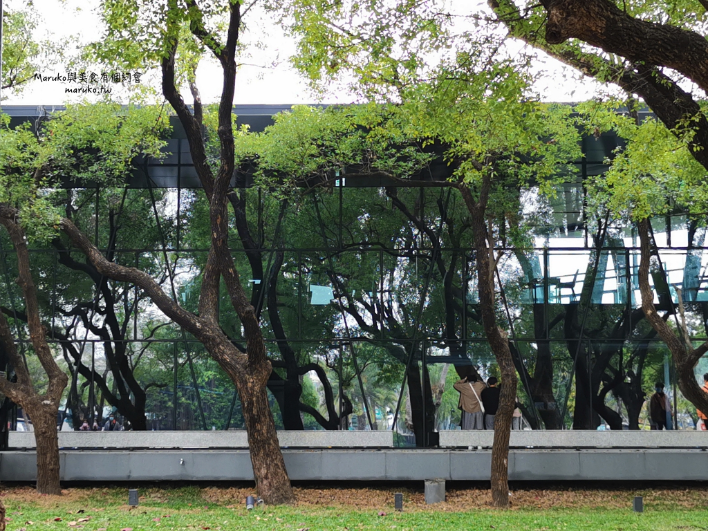 屏東縣立圖書館總館 南國首座森林圖書館，還書得來速快速又方便！ @Maruko(丸子)與美食有個約會