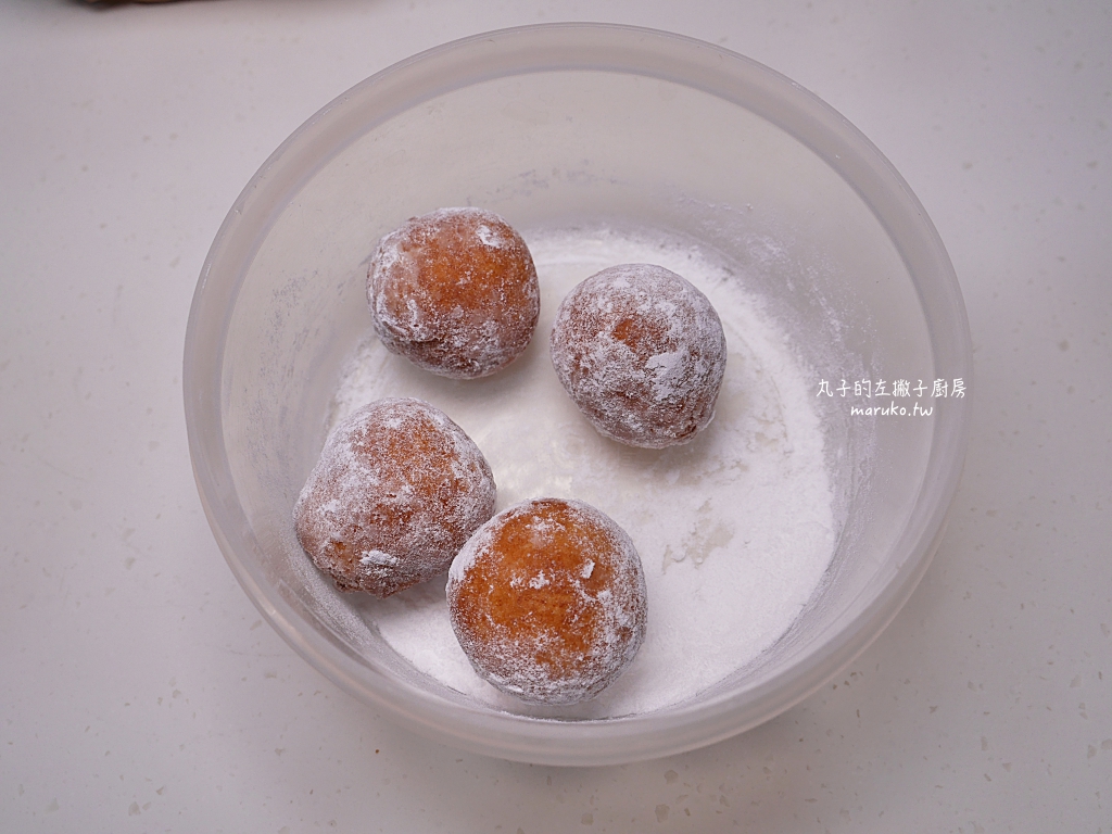 【食譜】日式甜甜圈 用鬆餅粉和豆腐,只要二樣食材簡單做鬆軟沖繩風甜甜圈 @Maruko(丸子)與美食有個約會