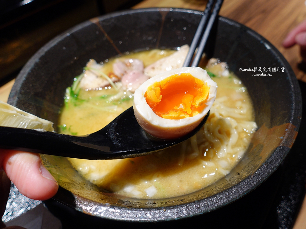 【台北】鶏そば本舗-梓山拉麵|隱藏在夜市內鷹流系雞白湯拉麵只要99元 @Maruko(丸子)與美食有個約會 【台北】鶏そば本舗-梓山拉麵|隱藏在夜市內鷹流系雞白湯拉麵只要99元 @Maruko(丸子)與美食有個約會