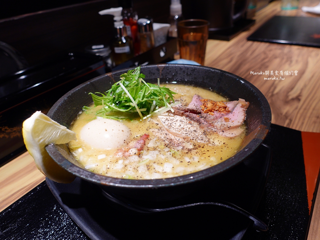 【台北】鶏そば本舗-梓山拉麵｜隱藏在夜市內鷹流系雞白湯拉麵只要99元 @Maruko(丸子)與美食有個約會