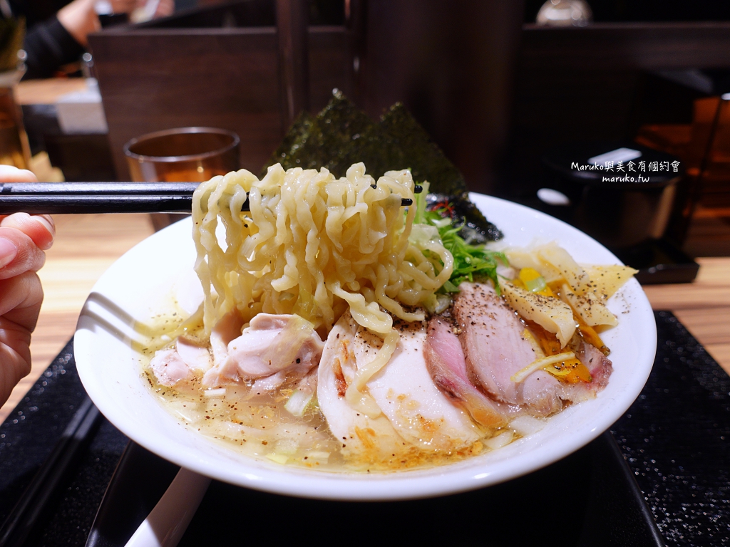 【台北】鶏そば本舗-梓山拉麵|隱藏在夜市內鷹流系雞白湯拉麵只要99元 @Maruko(丸子)與美食有個約會 【台北】鶏そば本舗-梓山拉麵|隱藏在夜市內鷹流系雞白湯拉麵只要99元 @Maruko(丸子)與美食有個約會
