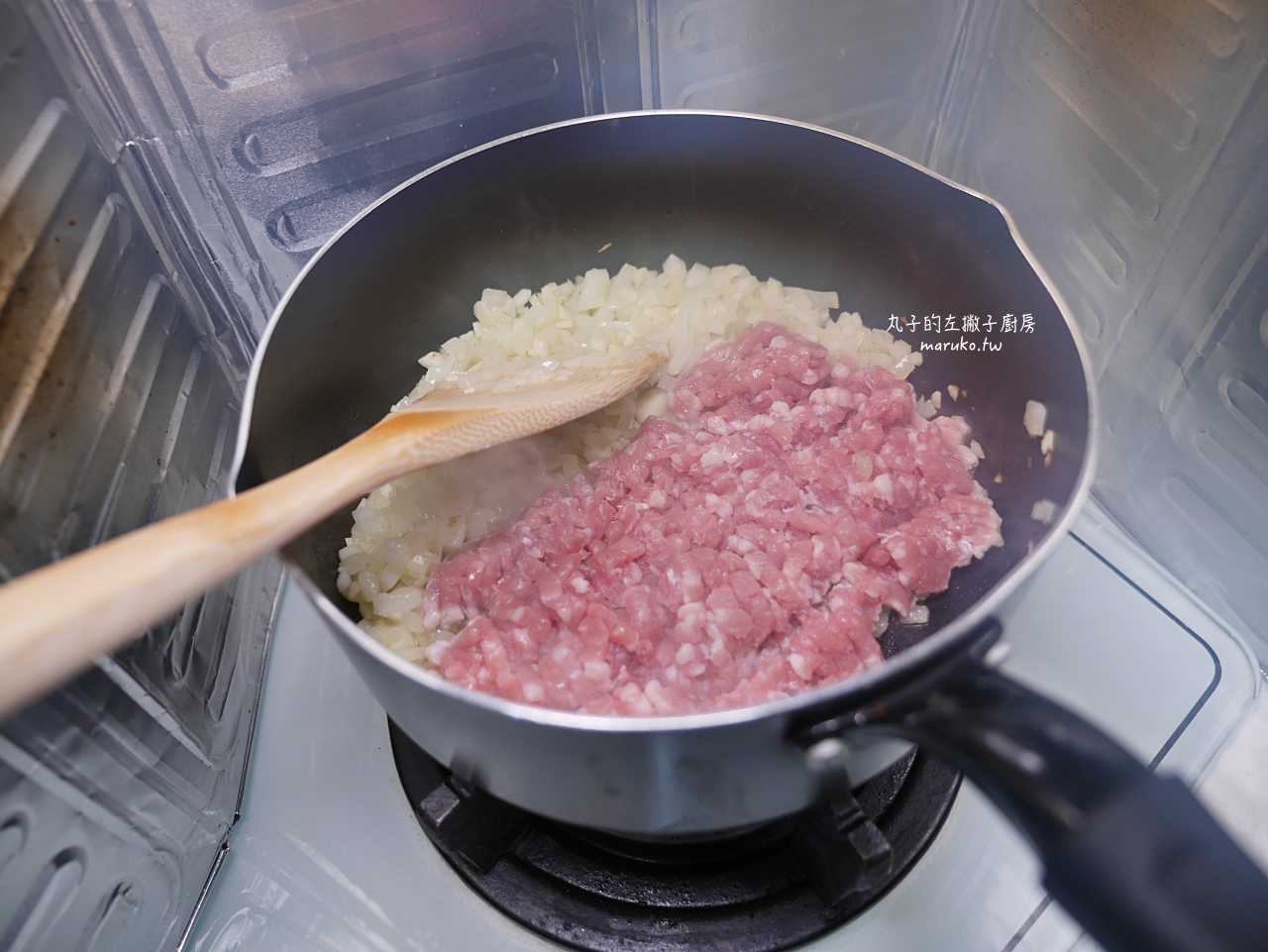 【食譜】咖哩肉醬義大利麵｜新食感！日本風洋食咖哩義大利麵做法分享 @Maruko(丸子)與美食有個約會