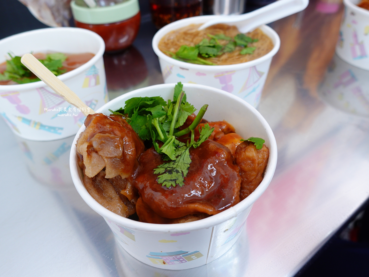 【萬華美食】艋舺甜不辣｜彰化肉圓、蚵仔麵線在地人都愛的古早味 @Maruko(丸子)與美食有個約會