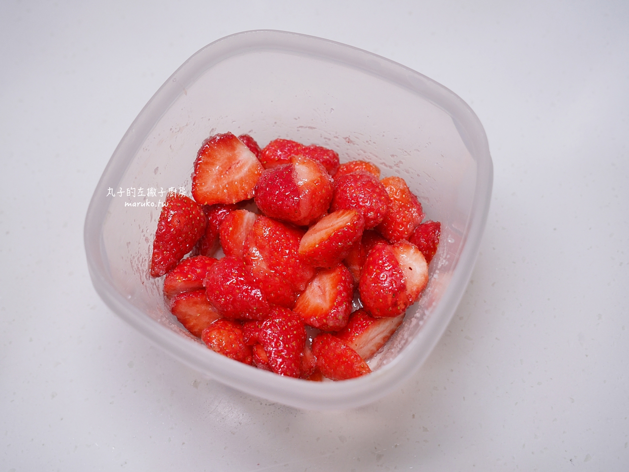 【食譜】草莓氣泡飲｜夏天的純天然草莓果醬清涼飲品簡易做法 @Maruko(丸子)與美食有個約會
