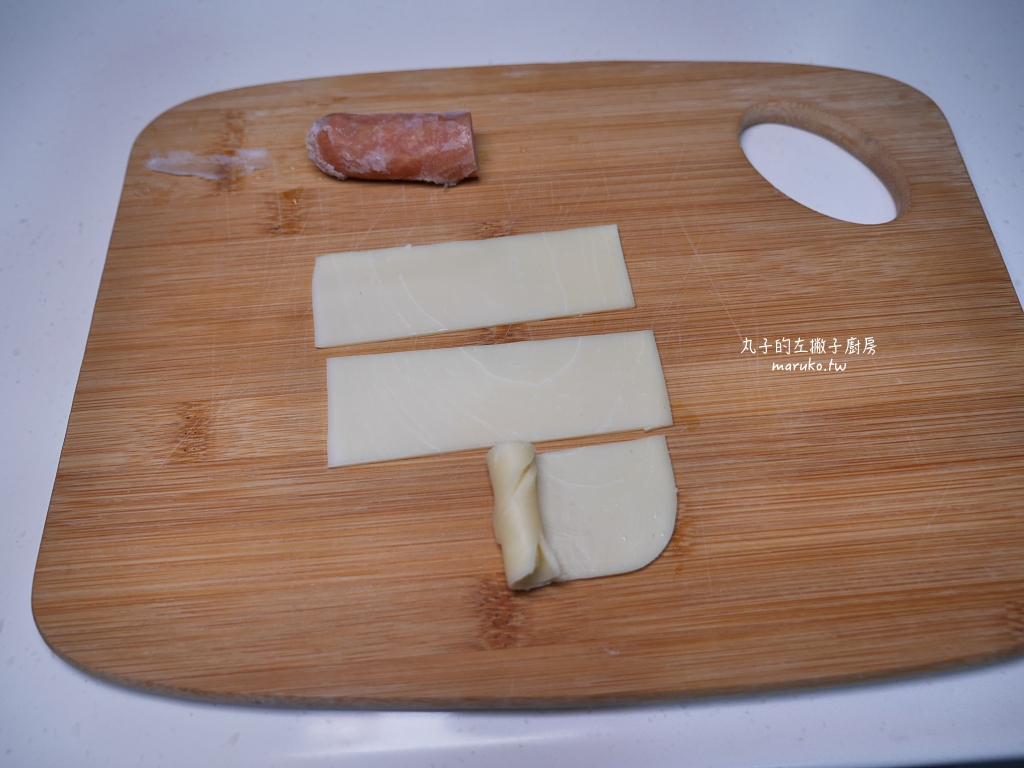 【食譜】韓國起司熱狗 二種食材做會牽絲的韓國起司熱狗 @Maruko(丸子)與美食有個約會 【食譜】韓國起司熱狗 二種食材做會牽絲的韓國起司熱狗 @Maruko(丸子)與美食有個約會