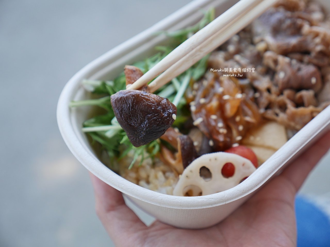 【台北】信本家燒肉丼/獨家秘製燒肉/京都水菜柚香蓮藕/捷運西門站外送推薦 @Maruko(丸子)與美食有個約會 【台北】信本家燒肉丼/獨家秘製燒肉/京都水菜柚香蓮藕/捷運西門站外送推薦 @Maruko(丸子)與美食有個約會