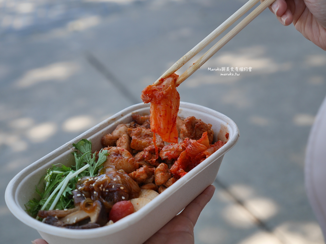 【台北】信本家燒肉丼/獨家秘製燒肉/京都水菜柚香蓮藕/捷運西門站外送推薦 @Maruko(丸子)與美食有個約會 【台北】信本家燒肉丼/獨家秘製燒肉/京都水菜柚香蓮藕/捷運西門站外送推薦 @Maruko(丸子)與美食有個約會