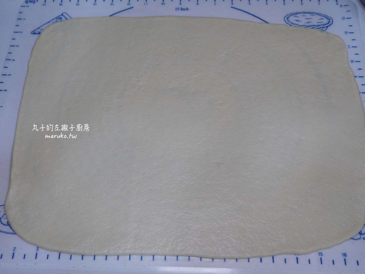 【食譜】肉桂捲蛋糕/綠山農場鮮奶油取代部分牛奶口感更鬆軟/鮮奶油食譜推薦 @Maruko(丸子)與美食有個約會 【食譜】肉桂捲蛋糕/綠山農場鮮奶油取代部分牛奶口感更鬆軟/鮮奶油食譜推薦 @Maruko(丸子)與美食有個約會