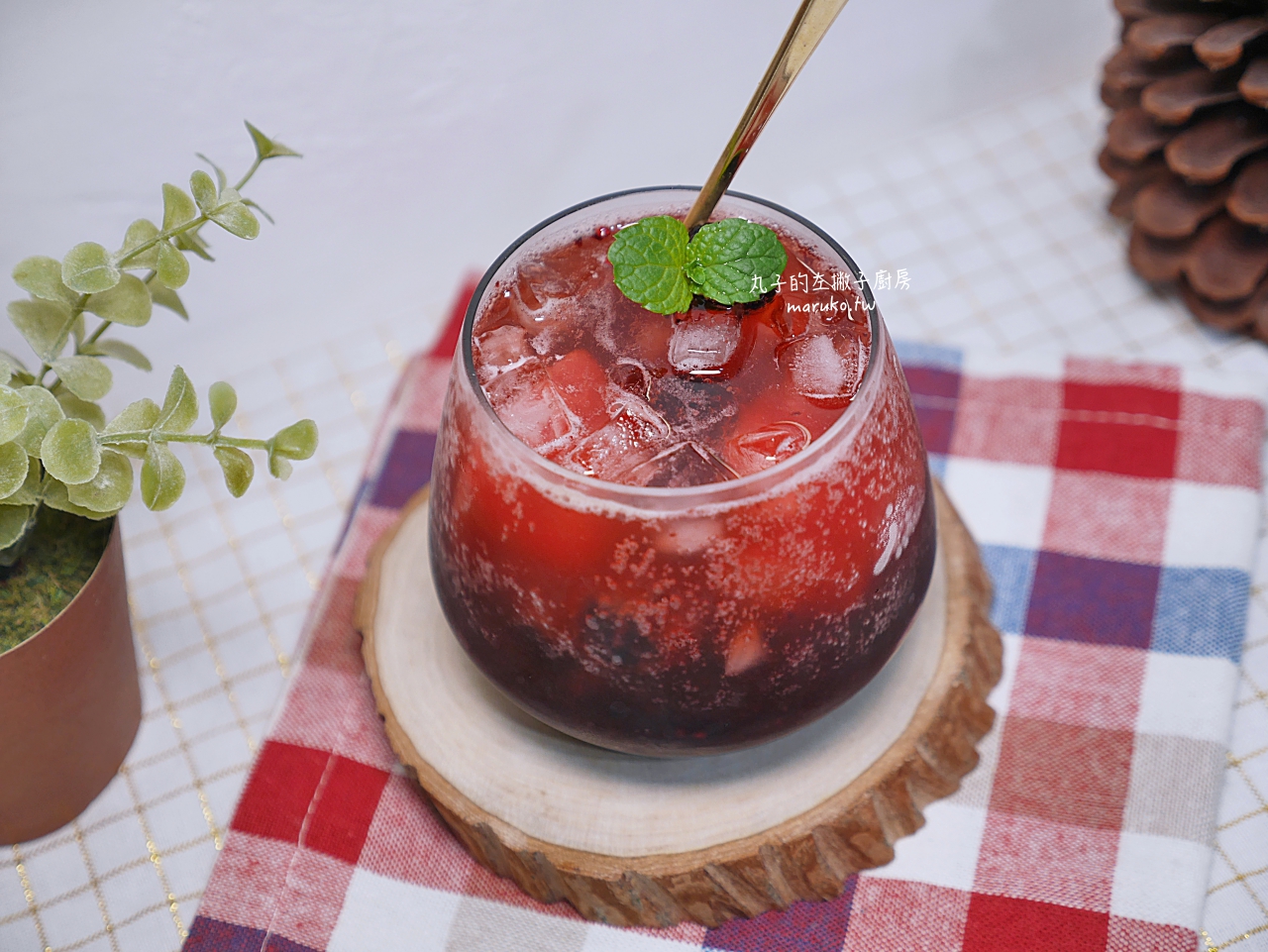 【食譜】極粹康普酵飲/搭餐入菜二種清爽無法單夏日甜點(日式蕨餅糰子/桑椹莓果氣泡飲) @Maruko(丸子)與美食有個約會 【食譜】極粹康普酵飲/搭餐入菜二種清爽無法單夏日甜點(日式蕨餅糰子/桑椹莓果氣泡飲) @Maruko(丸子)與美食有個約會