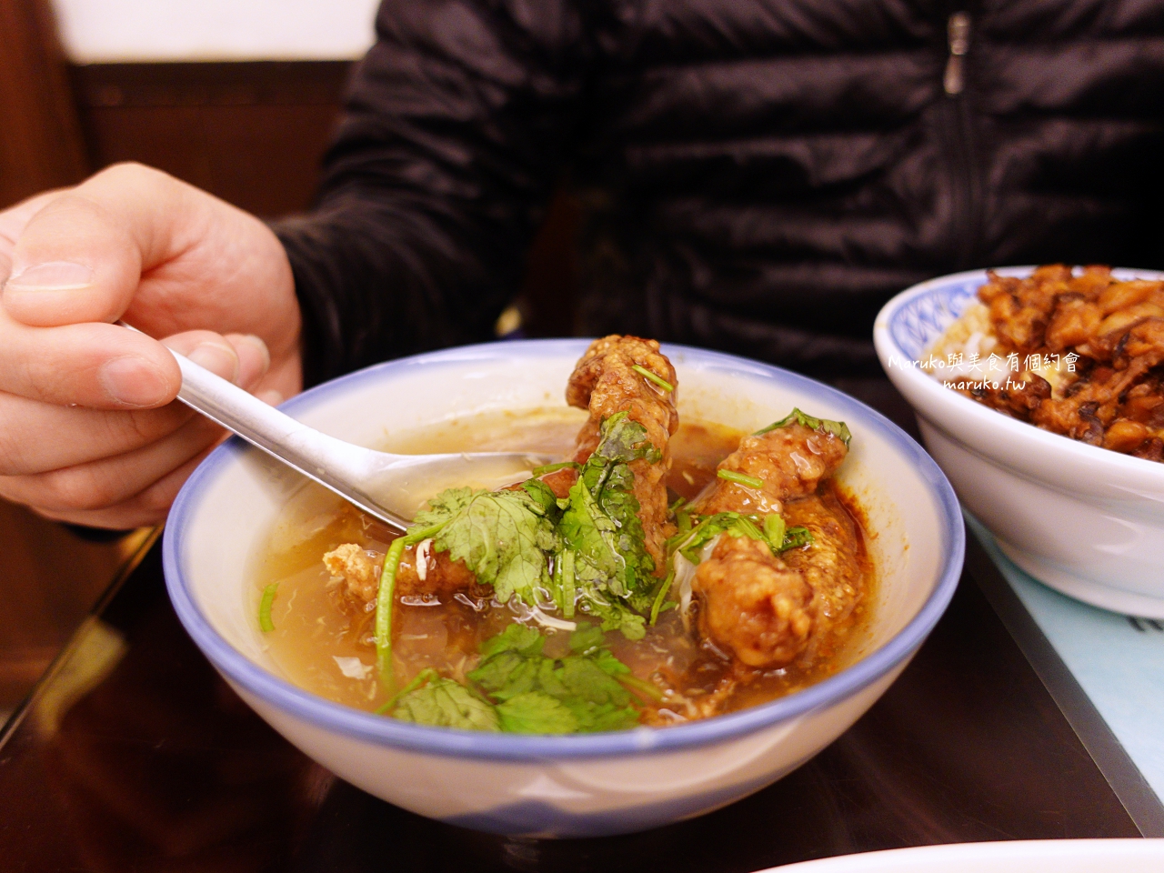 【永和】食八子 永和排骨羹在地20年老店再翻新環境更好，美味不減！ @Maruko(丸子)與美食有個約會