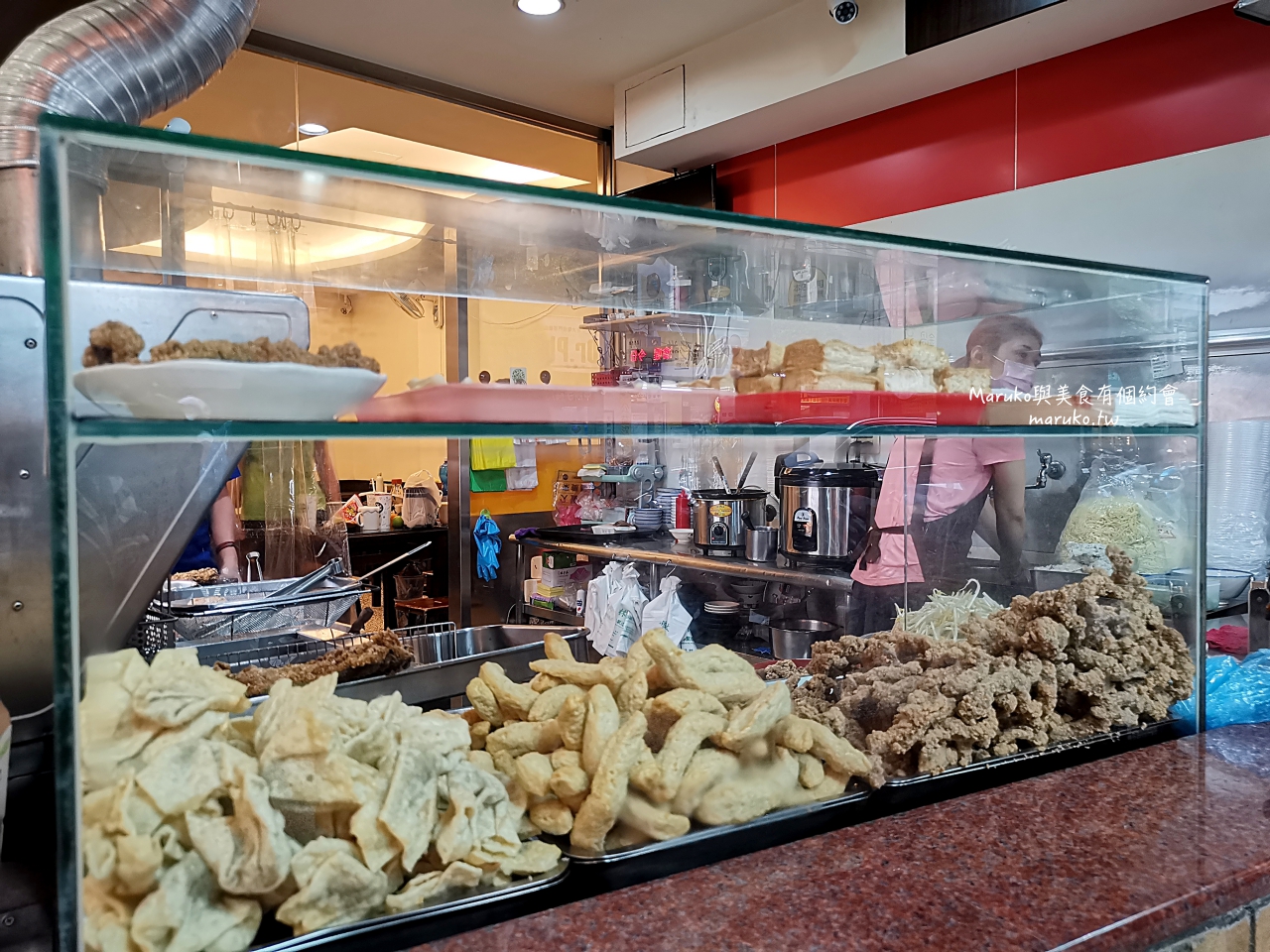 【永和】食八子 永和排骨羹在地20年老店再翻新環境更好，美味不減！ @Maruko(丸子)與美食有個約會