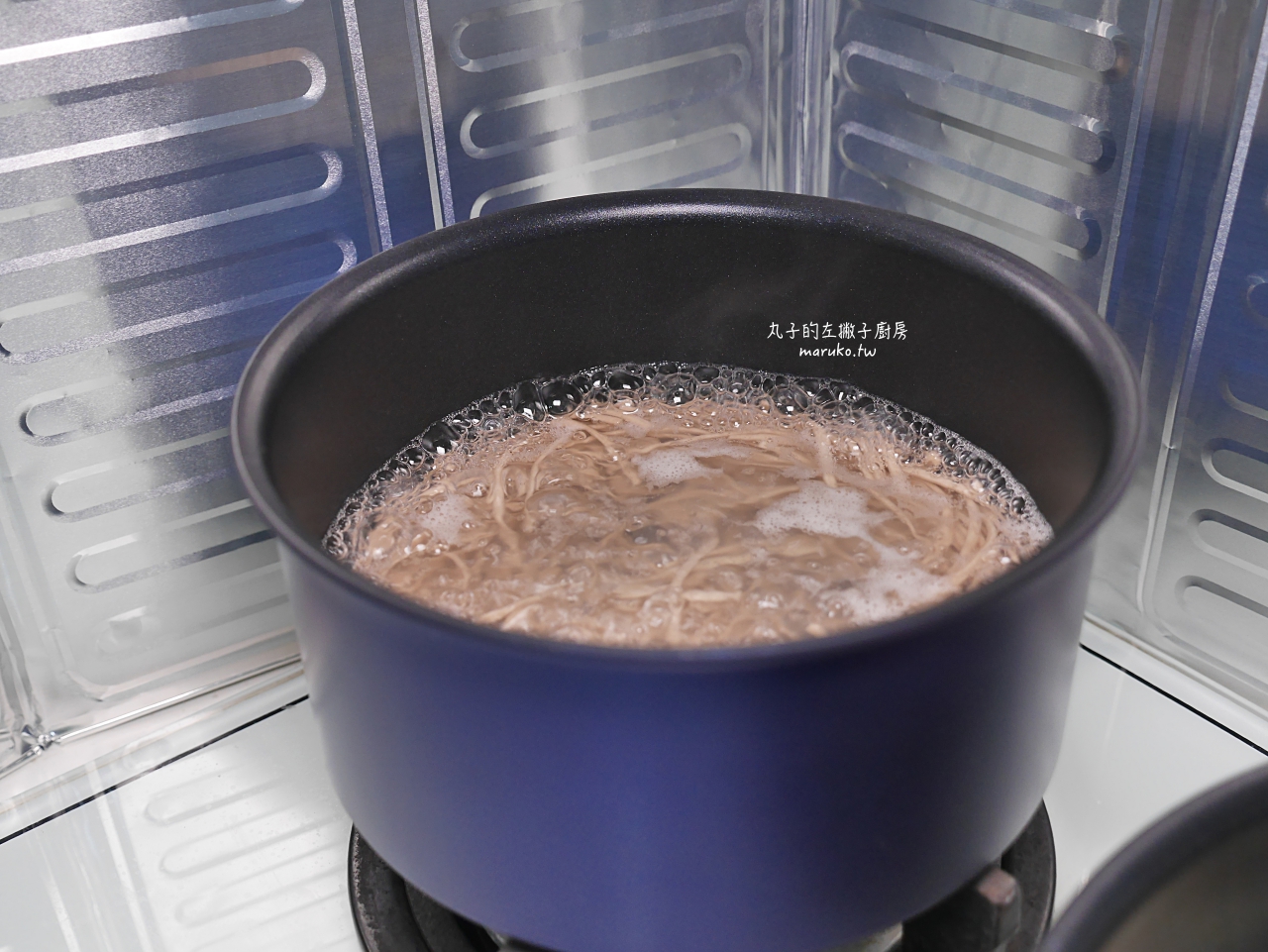 【廚房好物推薦】Tefal 法國特福巧變精靈系列 可拆把手不沾鍋8件組 深邃藍 實用心得分享 @Maruko(丸子)與美食有個約會 【廚房好物推薦】Tefal 法國特福巧變精靈系列 可拆把手不沾鍋8件組 深邃藍 實用心得分享 @Maruko(丸子)與美食有個約會