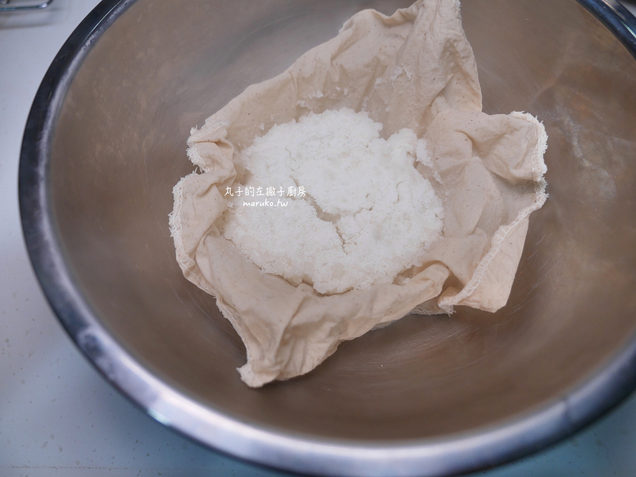 【食譜】韓式年糕煎蛋捲/二樣食材自製韓國年糕/韓式海苔捲做法 @Maruko(丸子)與美食有個約會