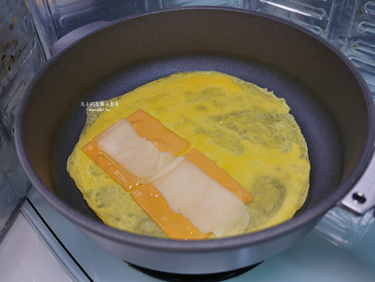【食譜】韓式年糕煎蛋捲/二樣食材自製韓國年糕/韓式海苔捲做法 @Maruko(丸子)與美食有個約會