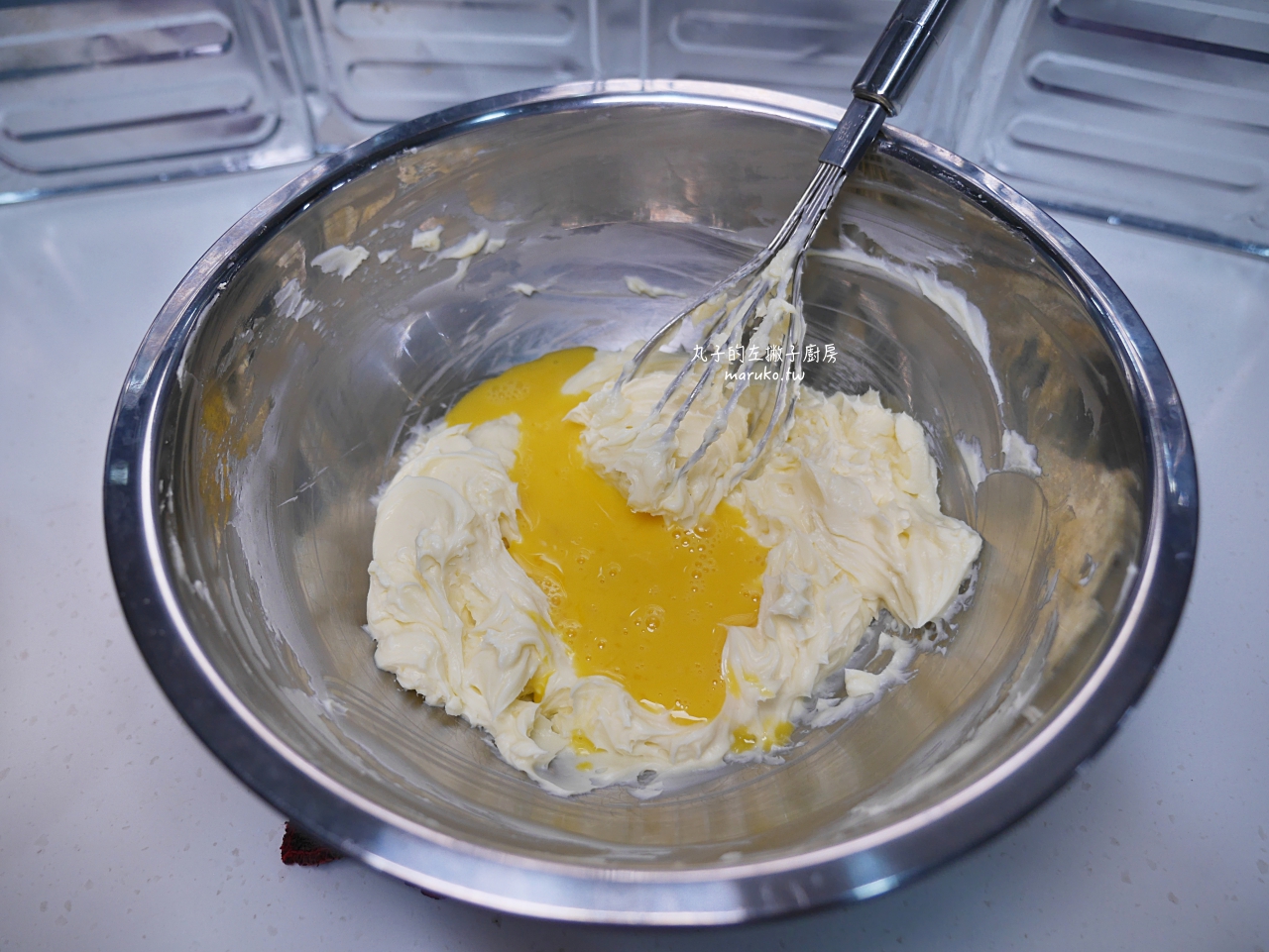 【食譜】巴斯克乳酪蛋糕做法｜免打發、零失敗！攪拌就能完成的濃郁起司蛋糕 @Maruko(丸子)與美食有個約會