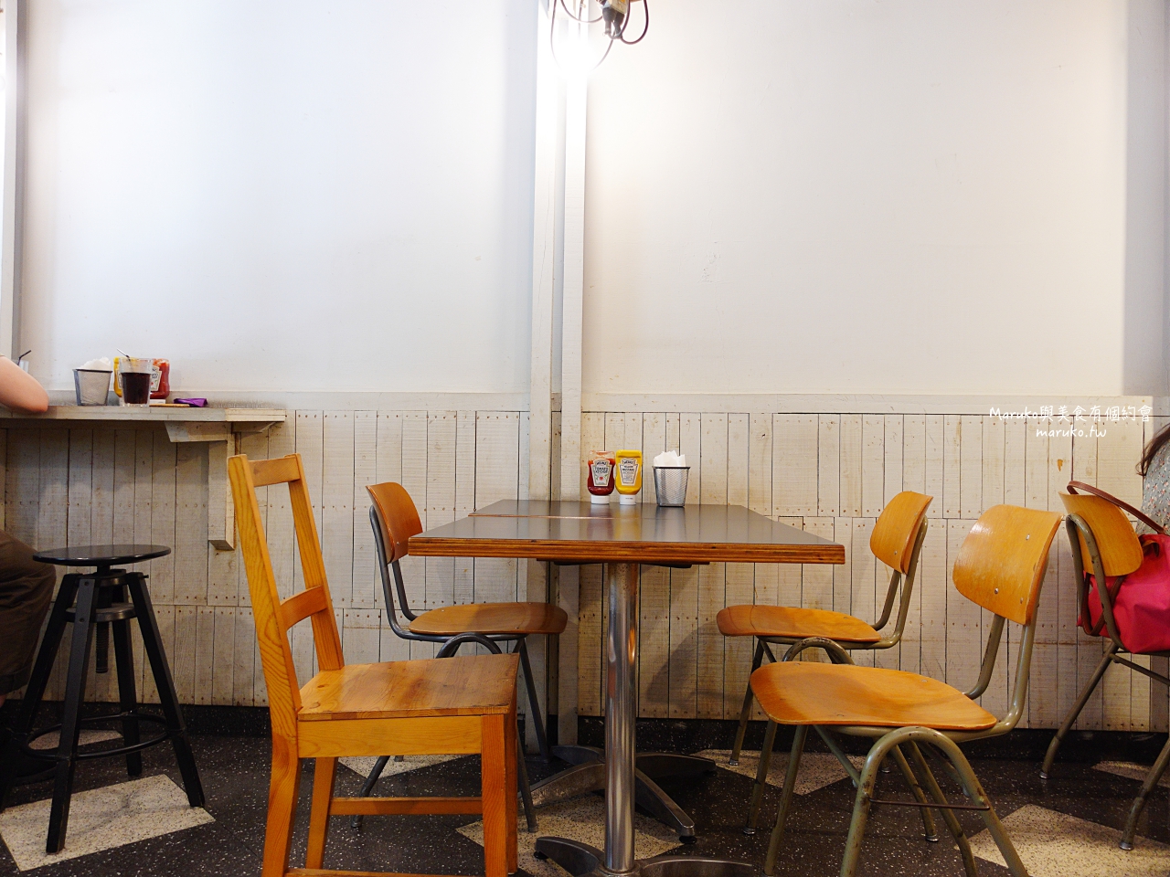 【台北】AWESOME BURGER 澳森漢堡/隱藏巷內迷你小店老饕都愛的漢堡/平價實在值得再訪/市政府站美式漢堡 @Maruko(丸子)與美食有個約會 【台北】AWESOME BURGER 澳森漢堡/隱藏巷內迷你小店老饕都愛的漢堡/平價實在值得再訪/市政府站美式漢堡 @Maruko(丸子)與美食有個約會