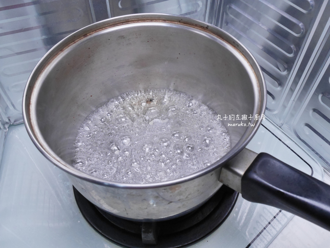 【食譜】蜂巢焦糖脆脆/風靡韓國讓甜點變身為華麗點心的焦糖脆脆做法 @Maruko(丸子)與美食有個約會