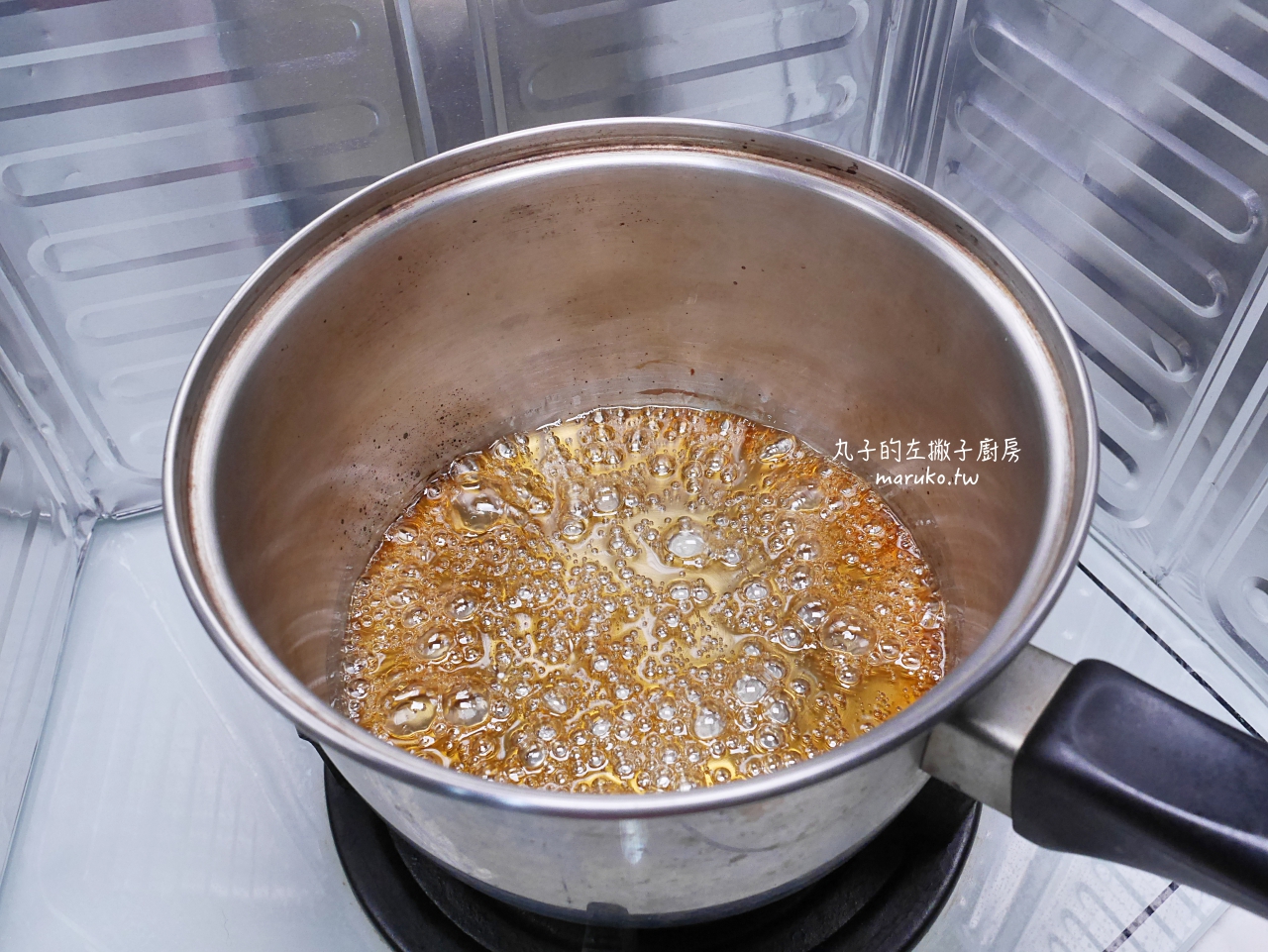 【食譜】蜂巢焦糖脆脆/風靡韓國讓甜點變身為華麗點心的焦糖脆脆做法 @Maruko(丸子)與美食有個約會