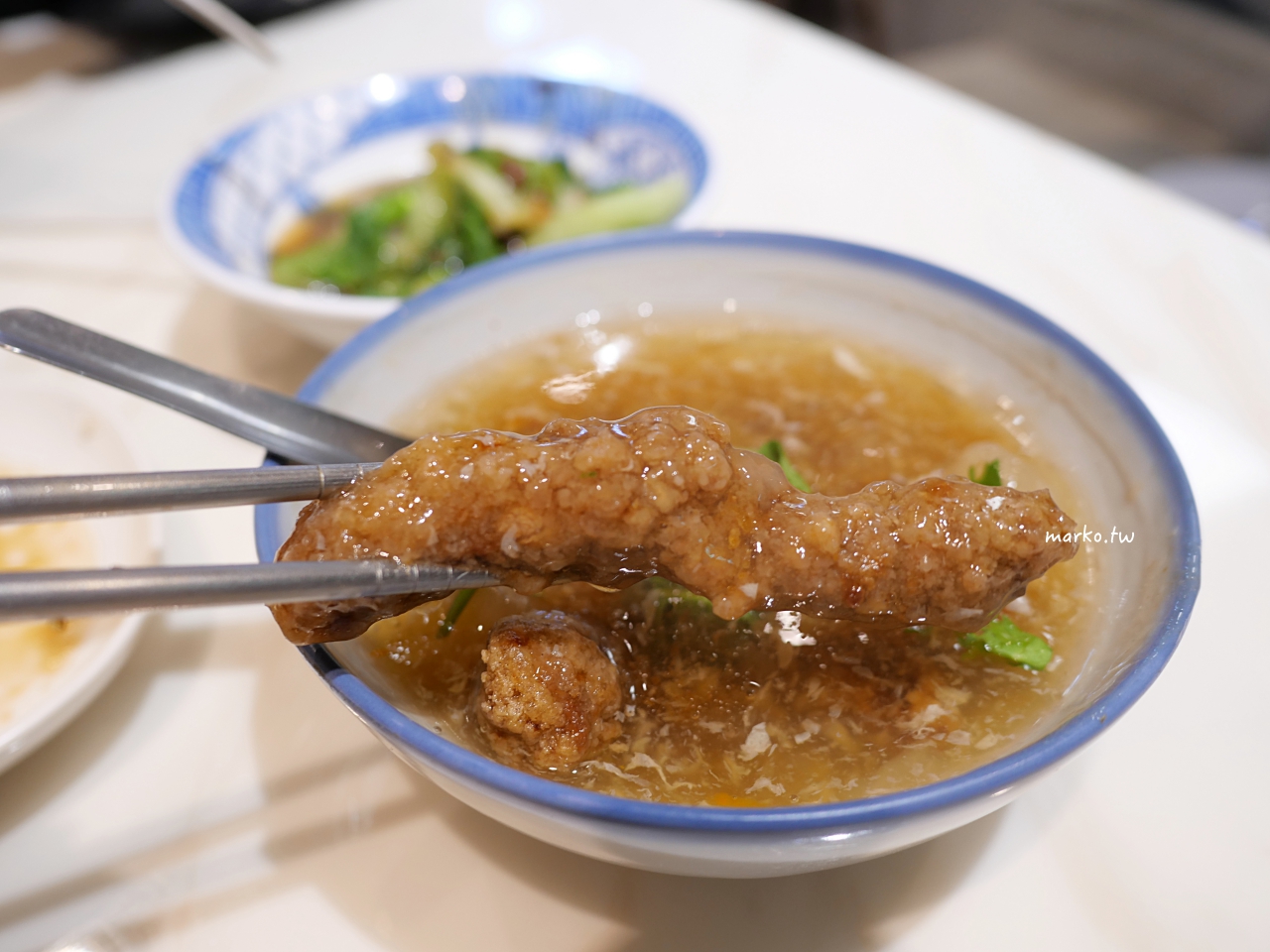 【永和】食八子 永和排骨羹在地20年老店再翻新環境更好，美味不減！ @Maruko(丸子)與美食有個約會