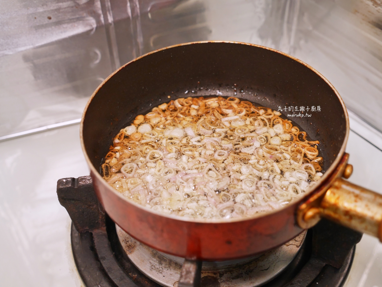 【食譜】白飯殺手來了！古早味蒜蓉雞肉飯，學會這鍋百搭醬汁就搞定 @Maruko(丸子)與美食有個約會