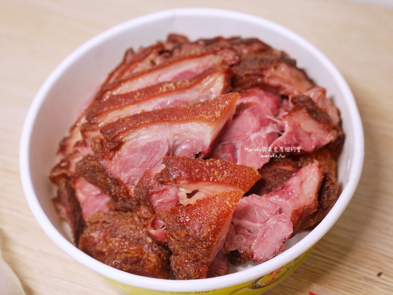 【台北】南昌夜市 無名現烤脆皮德國豬腳，一試成主顧外帶只要199+1元 @Maruko(丸子)與美食有個約會