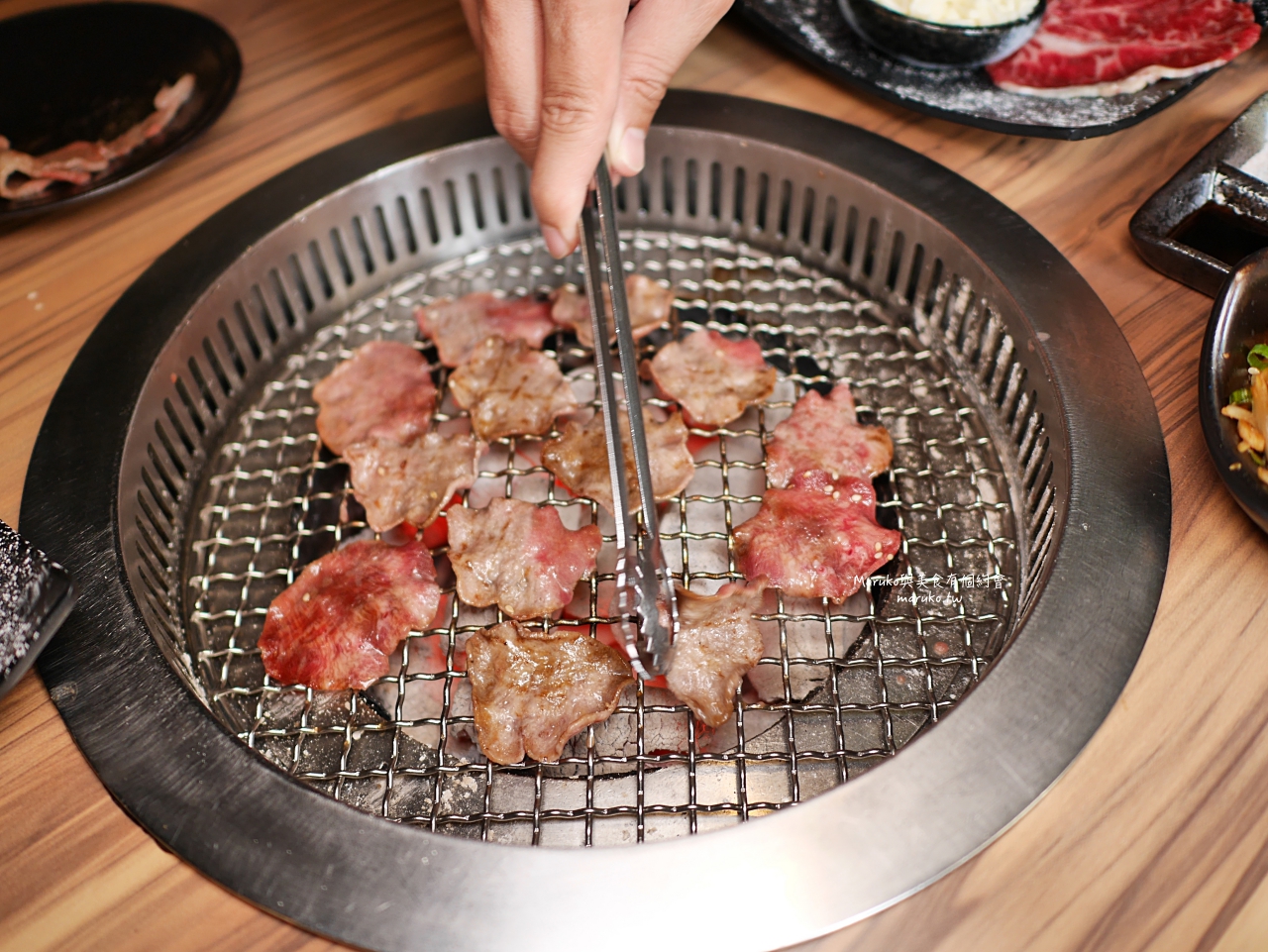【桃園美食】和東燒肉屋|百元午間燒肉定食,招牌牛舌七吃拼盤一次滿足 @Maruko(丸子)與美食有個約會 【桃園美食】和東燒肉屋|百元午間燒肉定食,招牌牛舌七吃拼盤一次滿足 @Maruko(丸子)與美食有個約會