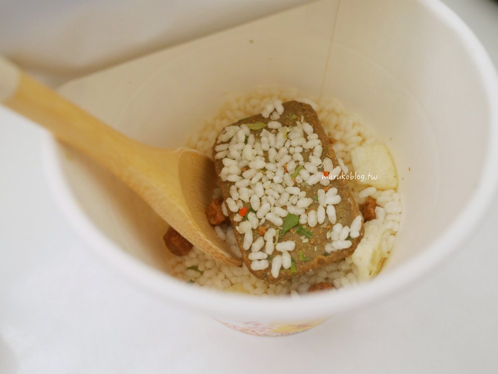 【日清食品】日清杯飯 即食沖泡飯 日本便利商店宵夜必推美食! @Maruko(丸子)與美食有個約會 【日清食品】日清杯飯 即食沖泡飯 日本便利商店宵夜必推美食! @Maruko(丸子)與美食有個約會