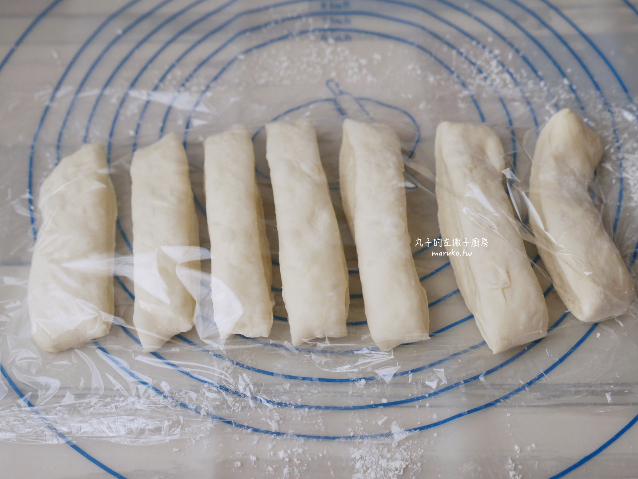 【食譜】蝴蝶麵包 免揉麵包 美國經典小吃蝴蝶脆餅 @Maruko(丸子)與美食有個約會 【食譜】蝴蝶麵包 免揉麵包 美國經典小吃蝴蝶脆餅 @Maruko(丸子)與美食有個約會
