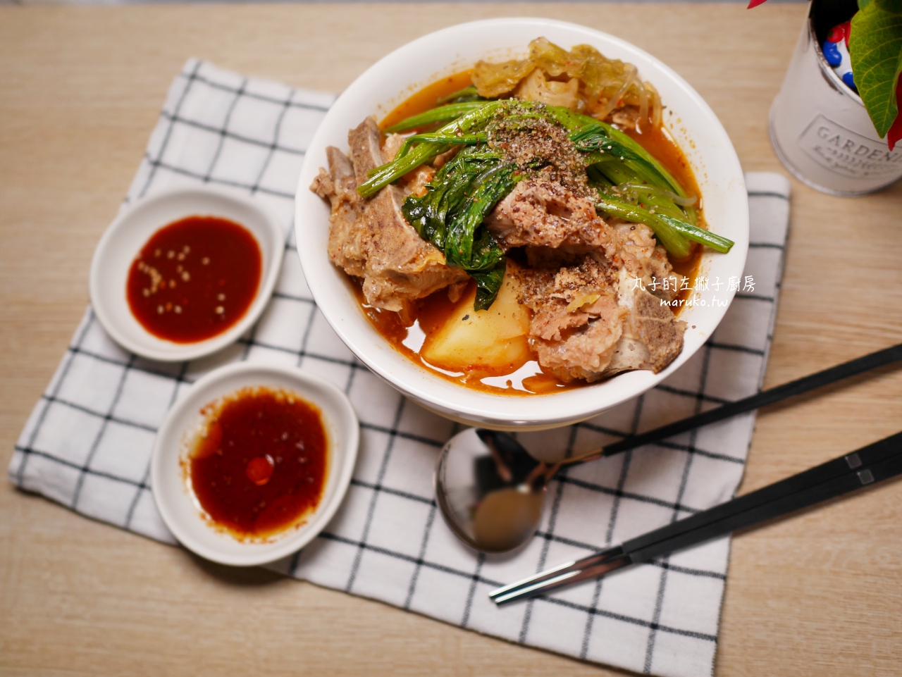【食譜】馬鈴薯豬排骨湯 用燉得更入味  JIA 品家家品 饗食版蒸鍋湯鍋 推薦 @Maruko(丸子)與美食有個約會