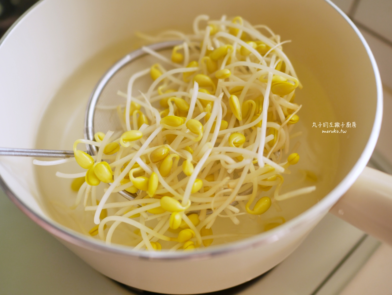 【韓式小菜食譜】夏天必備的15道冰箱常備菜！打開就能吃，清爽開胃白飯殺手 @Maruko(丸子)與美食有個約會