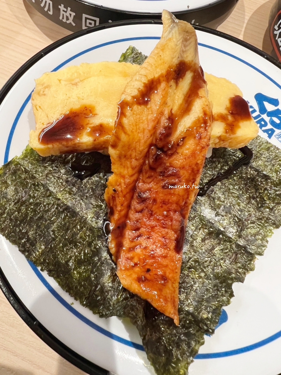 KURA 藏壽司 海外首家全球最大旗艦店 來自日本最大連鎖迴轉壽司每盤只要40元！ @Maruko(丸子)與美食有個約會