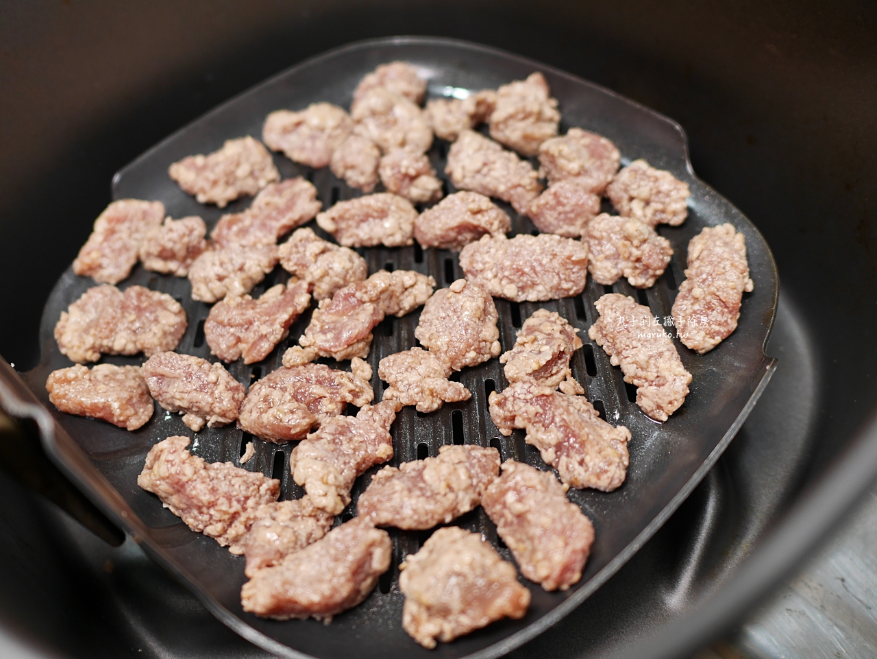 【氣炸鍋食譜】五香炸酥肉做法｜少油版鹽酥雞 10分鐘快速上桌 @Maruko(丸子)與美食有個約會