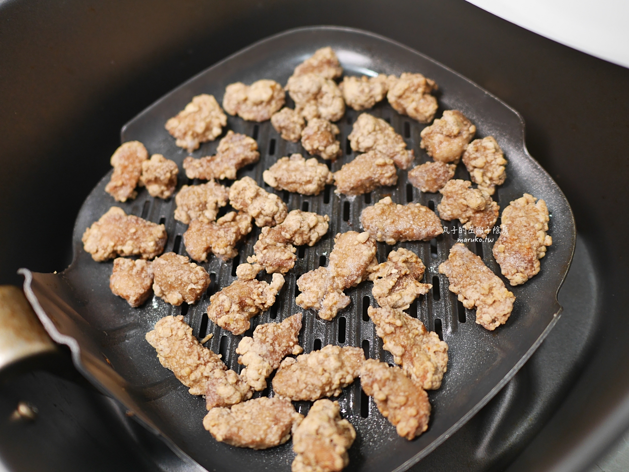 【氣炸鍋食譜】五香炸酥肉做法｜少油版鹽酥雞 10分鐘快速上桌 @Maruko(丸子)與美食有個約會