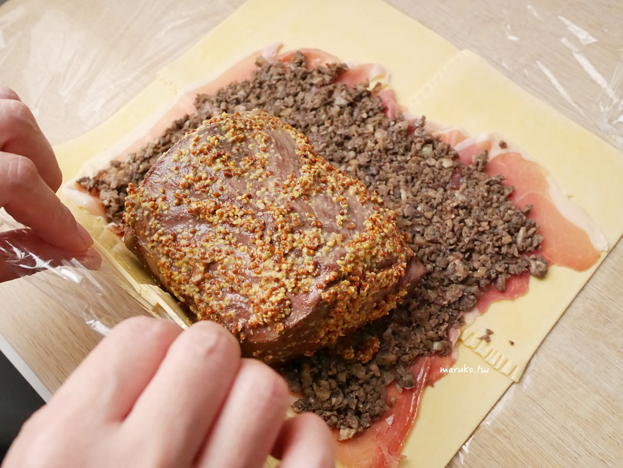 【食譜】威靈頓牛排 英式派皮填肉經典西式料理,家庭版烤箱做法! @Maruko(丸子)與美食有個約會 【食譜】威靈頓牛排 英式派皮填肉經典西式料理,家庭版烤箱做法! @Maruko(丸子)與美食有個約會