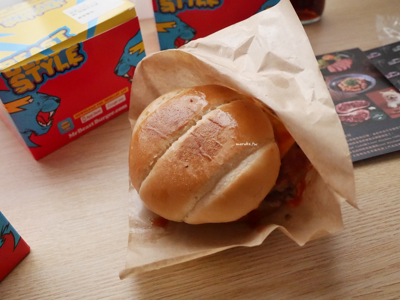 MrBeast Burger 來自美國全球超過1000家連鎖,網紅漢堡這樣點才吃的到 @Maruko(丸子)與美食有個約會 MrBeast Burger 來自美國全球超過1000家連鎖,網紅漢堡這樣點才吃的到 @Maruko(丸子)與美食有個約會