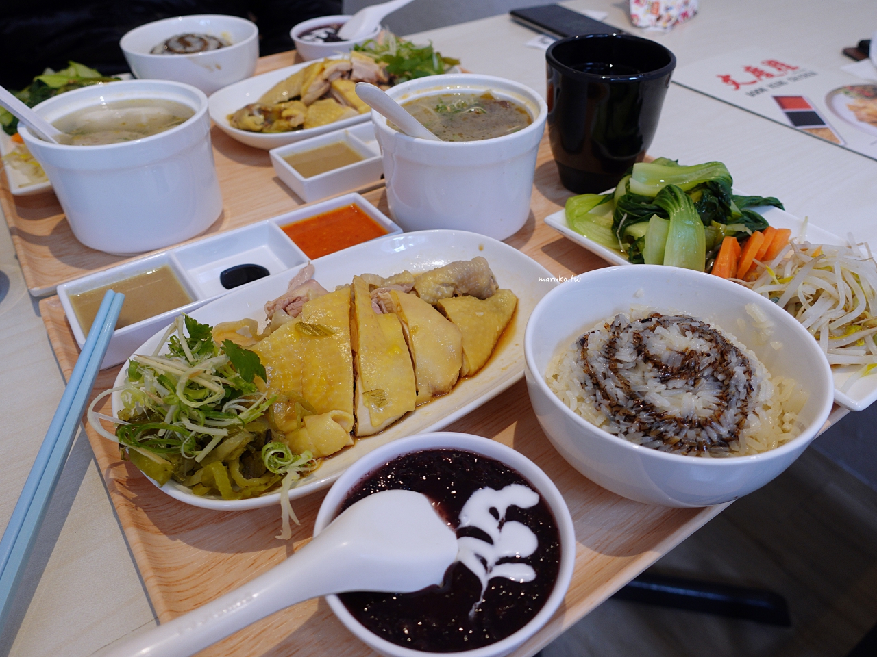 【台北】文慶雞 一賣20年新加坡海南雞飯老店,搬遷風味重現 @Maruko(丸子)與美食有個約會