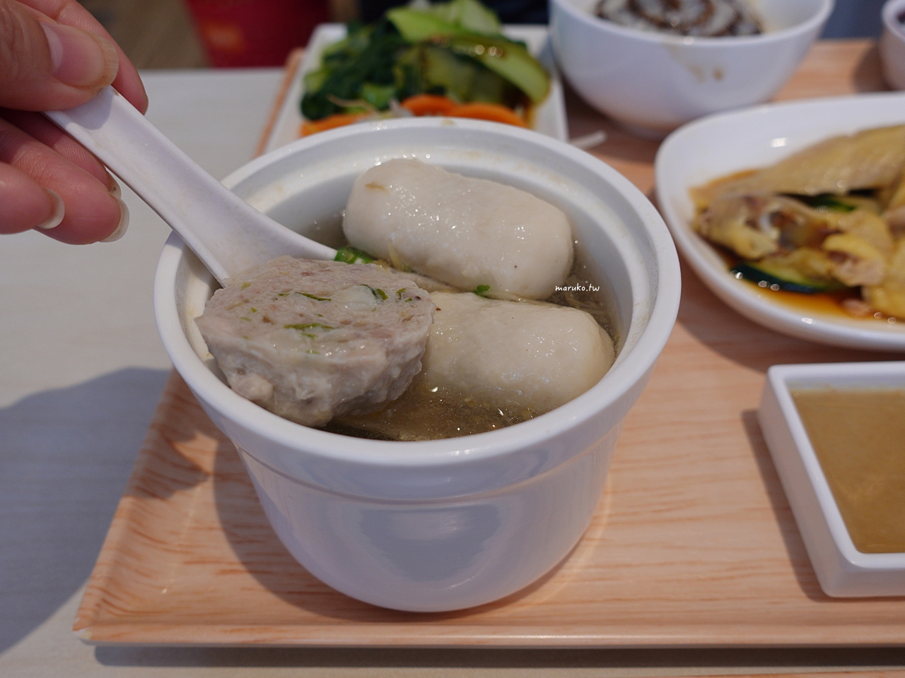 【台北】文慶雞 一賣20年新加坡海南雞飯老店,搬遷風味重現 @Maruko(丸子)與美食有個約會