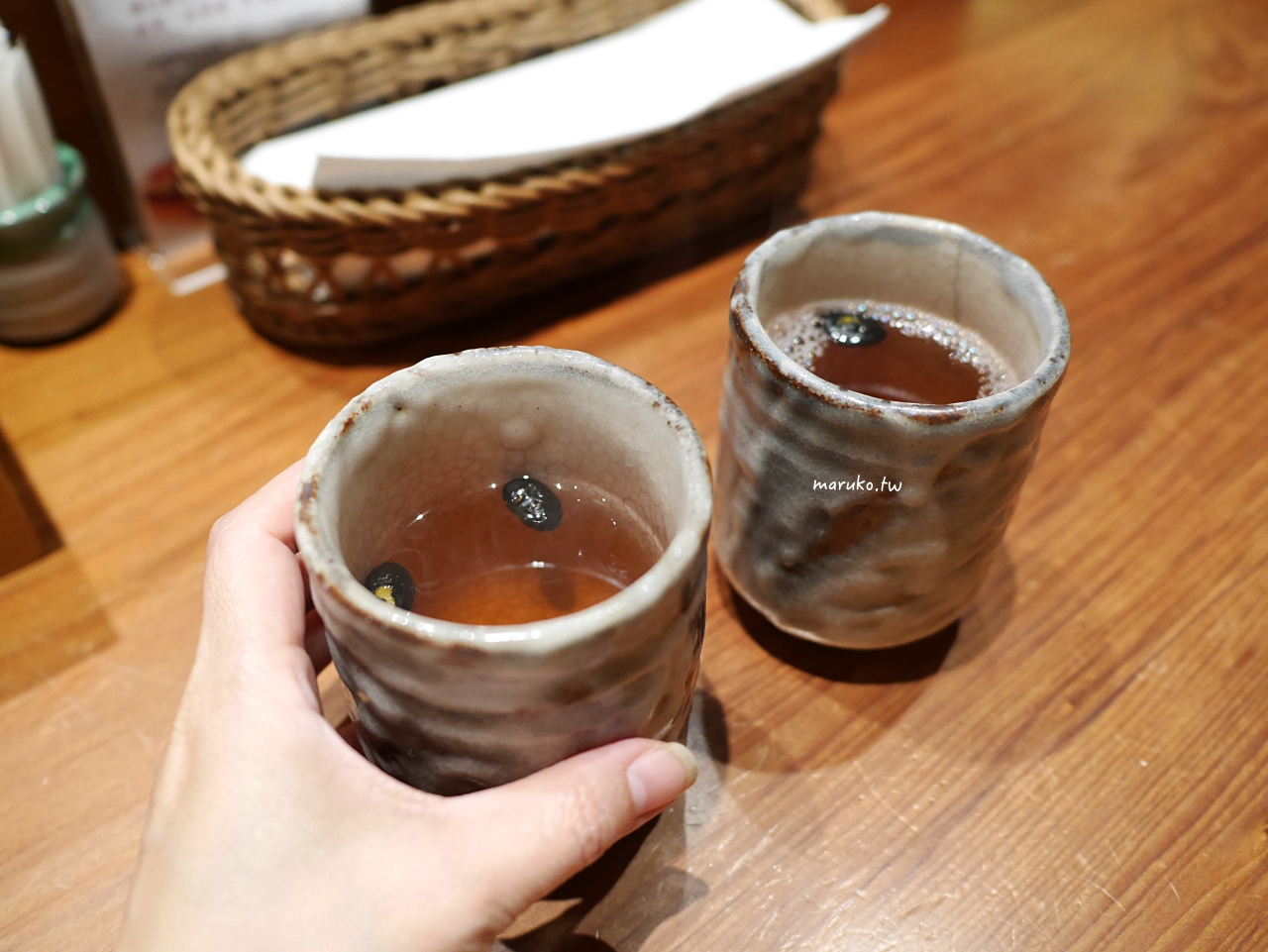 【台北信義】日本橋海鮮丼辻半 (Tsujihan) 攻略!東京排名第一「珠寶盒海鮮丼」,必吃獨創真鯛高湯茶泡飯 @Maruko(丸子)與美食有個約會 【台北信義】日本橋海鮮丼辻半 (Tsujihan) 攻略!東京排名第一「珠寶盒海鮮丼」,必吃獨創真鯛高湯茶泡飯 @Maruko(丸子)與美食有個約會