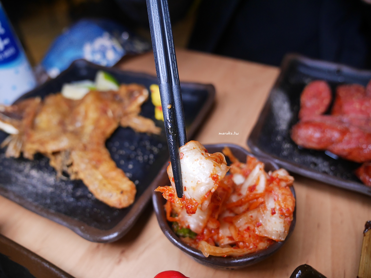 【台北】柒息地串燒居酒屋 東區平價秘醬串燒只要19元 泡菜免費續 朋友聚餐續攤首選推薦 @Maruko(丸子)與美食有個約會