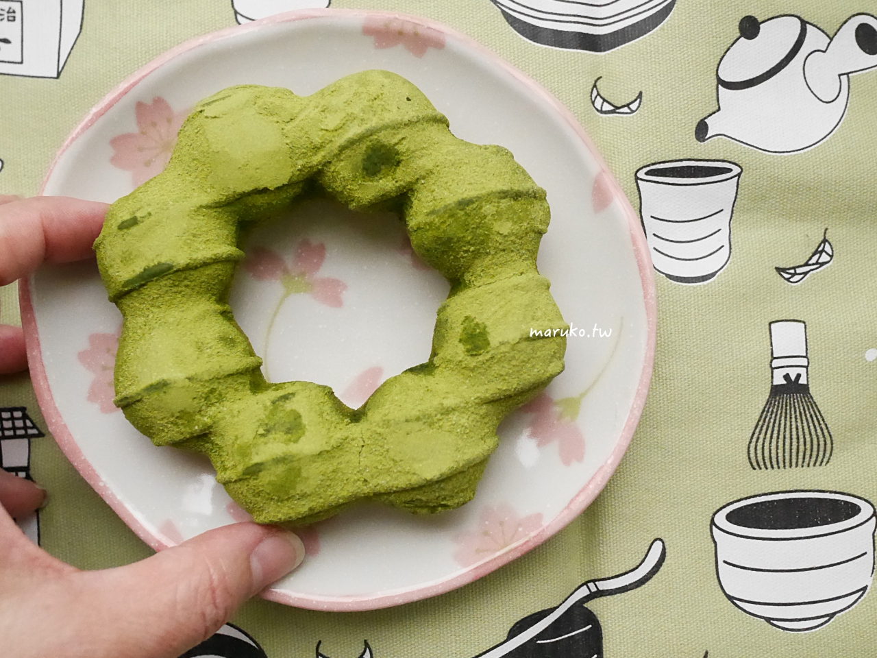 mister Donut X 108抹茶茶廊,大人的濃厚抹茶系列甜甜圈 必買生抹茶甜甜圈 @Maruko(丸子)與美食有個約會