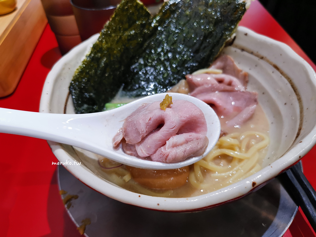 台北 京都柚子豚骨拉麵 日本京都空運來台的水尾產柚子 以豚骨湯為基底 有日本酒風味吟釀拉麵 @Maruko(丸子)與美食有個約會
