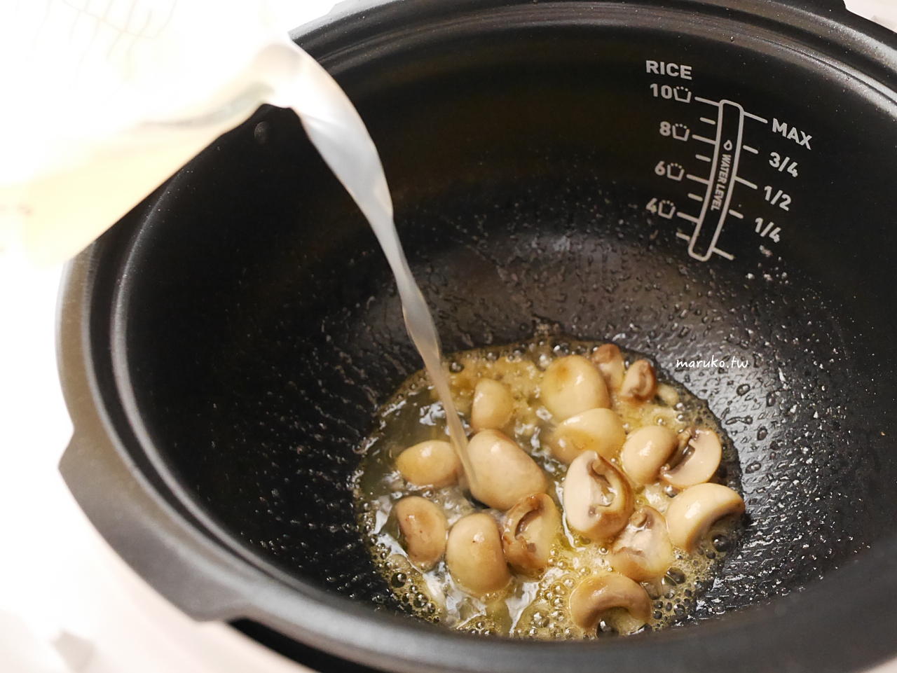 【萬用鍋食譜】法國特福鮮呼吸智能萬用鍋好用嗎？22種模式舒肥、燉煮實測分享 @Maruko(丸子)與美食有個約會