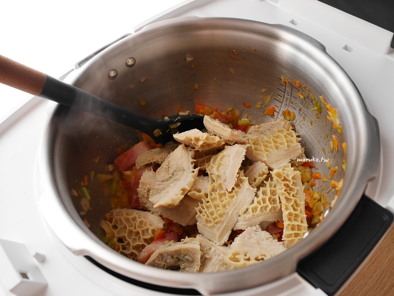 【萬用鍋食譜】法國特福鮮呼吸智能萬用鍋好用嗎？22種模式舒肥、燉煮實測分享 @Maruko(丸子)與美食有個約會